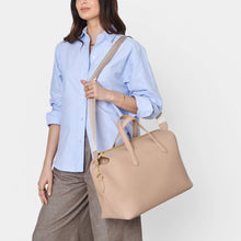 Load image into Gallery viewer, Katie Loxton Klb3744 MILAN CABIN BAG
