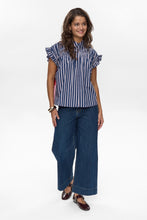 Load image into Gallery viewer, Numph 705751 NUJOELLE SLEEVLESS SHIRT
