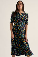 Load image into Gallery viewer, Seasalt B-Wm39879-38400 Fenil Dress
