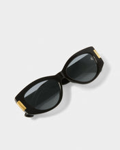 Load image into Gallery viewer, Katie Loxton Klsg062 RIMINI SUNGLASSES
