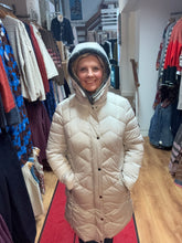 Load image into Gallery viewer, Barbara Lebek 30610052 COAT WITH HOOD AND FAUX FUR
