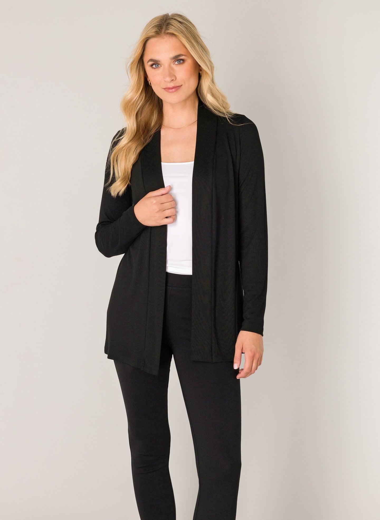 Base Level 6000001 YALA LONG CARDIGAN black yayla