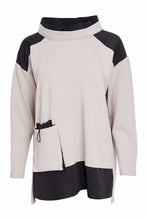 Load image into Gallery viewer, Naya Naw25127 SOFT SWEATSHIRT
