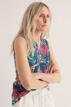 Load image into Gallery viewer, Seasalt B-Wm38024-37991 Purist Vest
