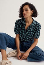 Load image into Gallery viewer, Seasalt B-Wm28615-37895 Embrace Shirt
