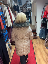 Load image into Gallery viewer, Barbara Lebek 30260052 Kurzmantel Down free jacket
