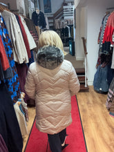 Load image into Gallery viewer, Barbara Lebek 30610052 COAT WITH HOOD AND FAUX FUR
