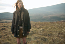Load image into Gallery viewer, Barbour Lwx1585 Barbour TR Icons Beauf Classic
