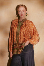 Load image into Gallery viewer, One Hundred Stars Tpbamugld PUSSYBOW BLOUSE
