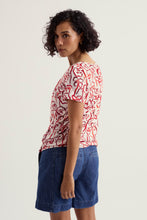 Load image into Gallery viewer, Seasalt B-Wm39649-37706 Appletree T-Shirt
