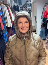 Load image into Gallery viewer, Barbara Lebek 30500052 JACKET WITH HOOD

