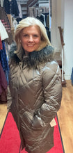Load image into Gallery viewer, Barbara Lebek 30870052 DOWN JACKET WITH HOOD
