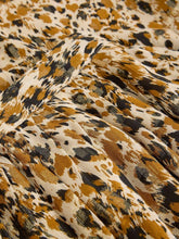 Load image into Gallery viewer, White Stuff 444642 Ari Metallic Skirt
