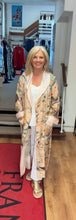 Load image into Gallery viewer, One Hundred Stars Gwnhumnud DRESSIN GOWN
