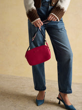 Load image into Gallery viewer, Joules Q89029 TRENT BAG

