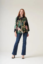 Load image into Gallery viewer, One Hundred Stars Vjkcraeml VELVET JACKET CRANE EMERALD
