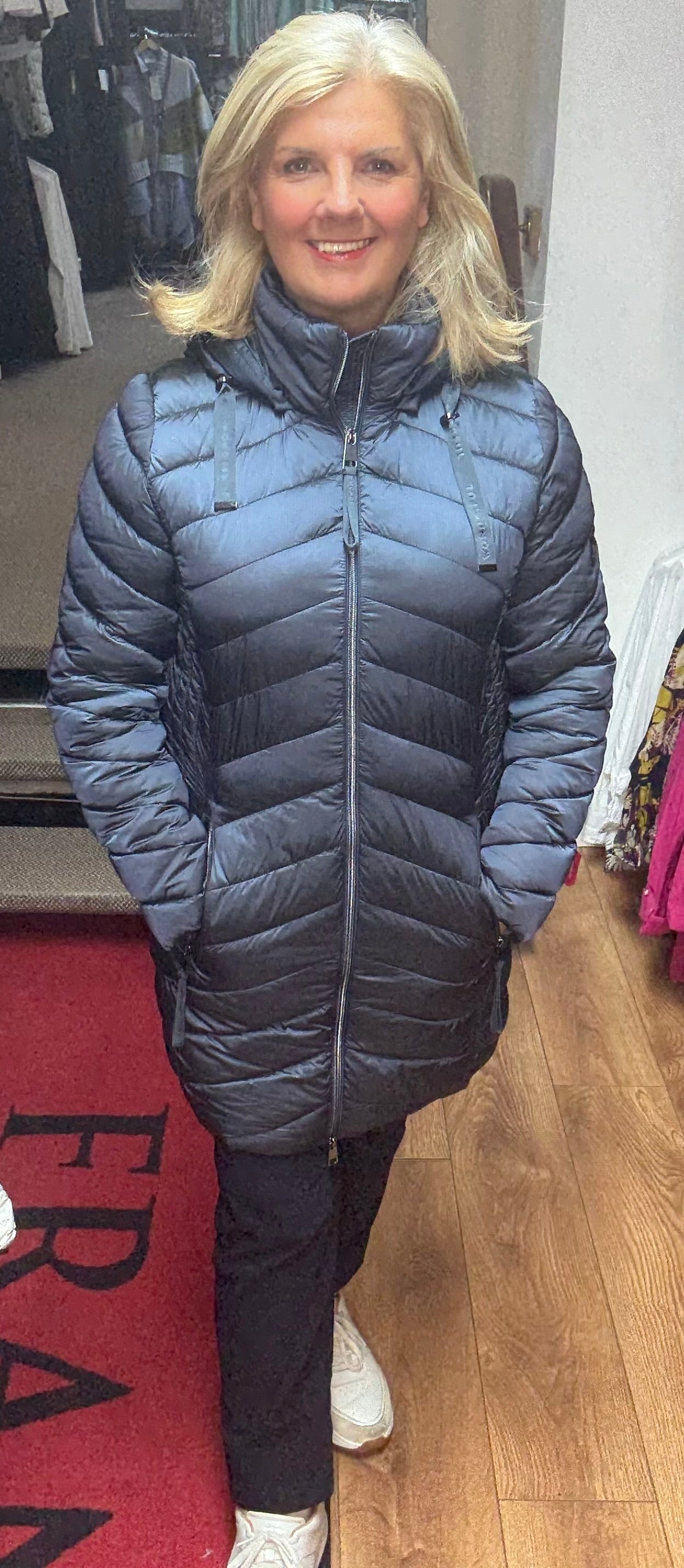 Barbara Lebek 31100052 JACKET WITH HOOD