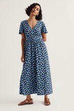 Load image into Gallery viewer, Seasalt B-Wm40143-37788 Chateaux Dress (Half Sleeve)
