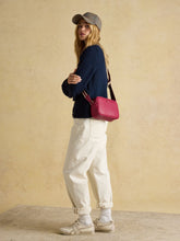 Load image into Gallery viewer, Joules At4720 TRENT BERRY BAG

