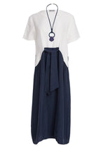 Load image into Gallery viewer, Naya Npa26127 Round neck contrast colour dress with tie belt
