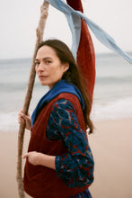 Load image into Gallery viewer, Seasalt B-Wm40843-15314 Incoming Tide Gilet
