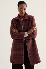 Load image into Gallery viewer, Seasalt B-Wm40641-38913 Wood Cabin Coat
