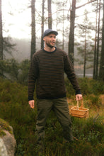 Load image into Gallery viewer, Lakor L1814 FAROESE FISHER KNIT
