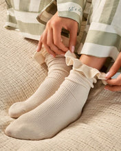 Load image into Gallery viewer, Katie Loxton Kls749 GIFT BOXED RUFFLE SOCKS
