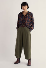 Load image into Gallery viewer, Seasalt B-Wm40585-38813 Deer Path Shirt
