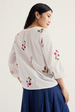Load image into Gallery viewer, Seasalt B-Wm40284-38467 Grace Embroidered Top

