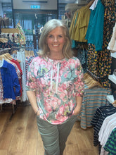 Load image into Gallery viewer, Betty Barclay 2773/1816 Sweatshirt
