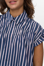 Load image into Gallery viewer, Numph 705751 NUJOELLE SLEEVLESS SHIRT
