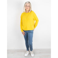 Load image into Gallery viewer, Amazing Woman Jodie Jodie jumper
