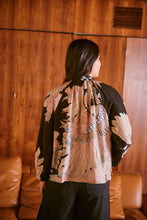 Load image into Gallery viewer, One Hundred Stars Tpbcrablk CRANE BLACK PUSSY BOW BLOUSE
