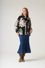 Load image into Gallery viewer, One Hundred Stars Tpbcraeml CRANE EMERALD PUSSY BOW BLOUSE
