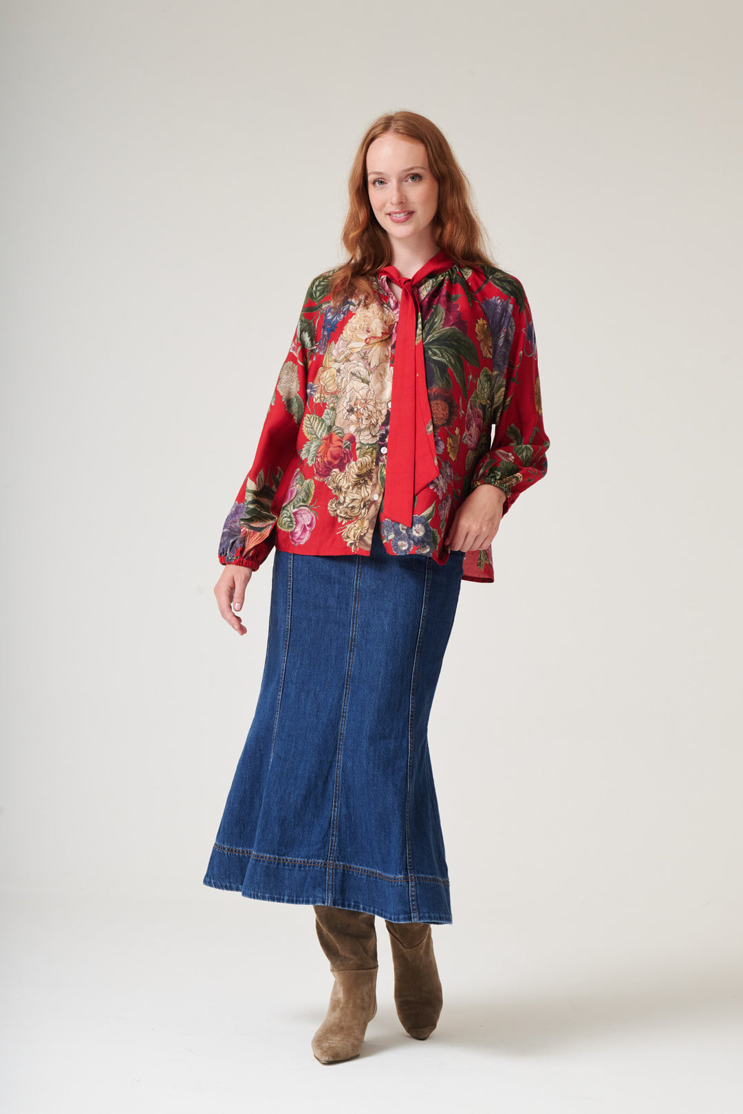 One Hundred Stars Tpbpriber PRIMULA BERRY PUSSY BOW BLOUSE