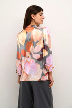 Load image into Gallery viewer, Culture 50109832 CUMOMA LS BLOUSE
