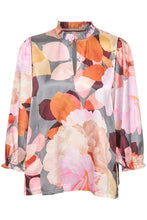 Load image into Gallery viewer, Culture 50109832 CUMOMA LS BLOUSE
