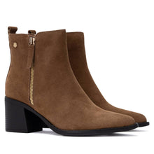 Load image into Gallery viewer, Carmela 164257 SUEDE ANKLE BOOTS
