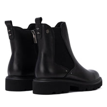 Load image into Gallery viewer, Carmela 164338 LEATHER ANKLE BOOTS
