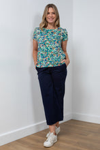 Load image into Gallery viewer, Lily &amp; Me Lb007n Isla crop trouser twill
