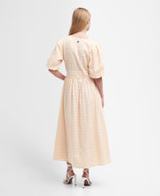 Load image into Gallery viewer, Barbour Ldr0789pi31 Barbour Belmont Maxi   Mallow
