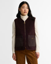 Load image into Gallery viewer, Barbour Lli0030 Bainford Liner Fig/Fig
