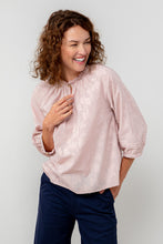 Load image into Gallery viewer, Lily &amp; Me Lm25018sp Jaquard cotton blouse
