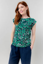Load image into Gallery viewer, Lily &amp; Me Lm25025g Prairie tee
