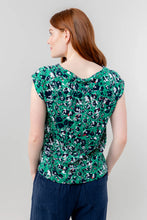 Load image into Gallery viewer, Lily &amp; Me Lm25025g Prairie tee
