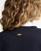 Load image into Gallery viewer, Barbour Lol0672 Barbour Hartland Crew  Dark Na
