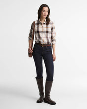 Load image into Gallery viewer, Barbour Lsh1352 Barbour Moorland Shirt Ecru Mu
