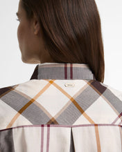 Load image into Gallery viewer, Barbour Lsh1352 Barbour Moorland Shirt Ecru Mu
