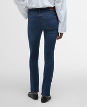 Load image into Gallery viewer, Barbour Ltr0220bl12 Barbour Ess Slim Jean  Worn Bl
